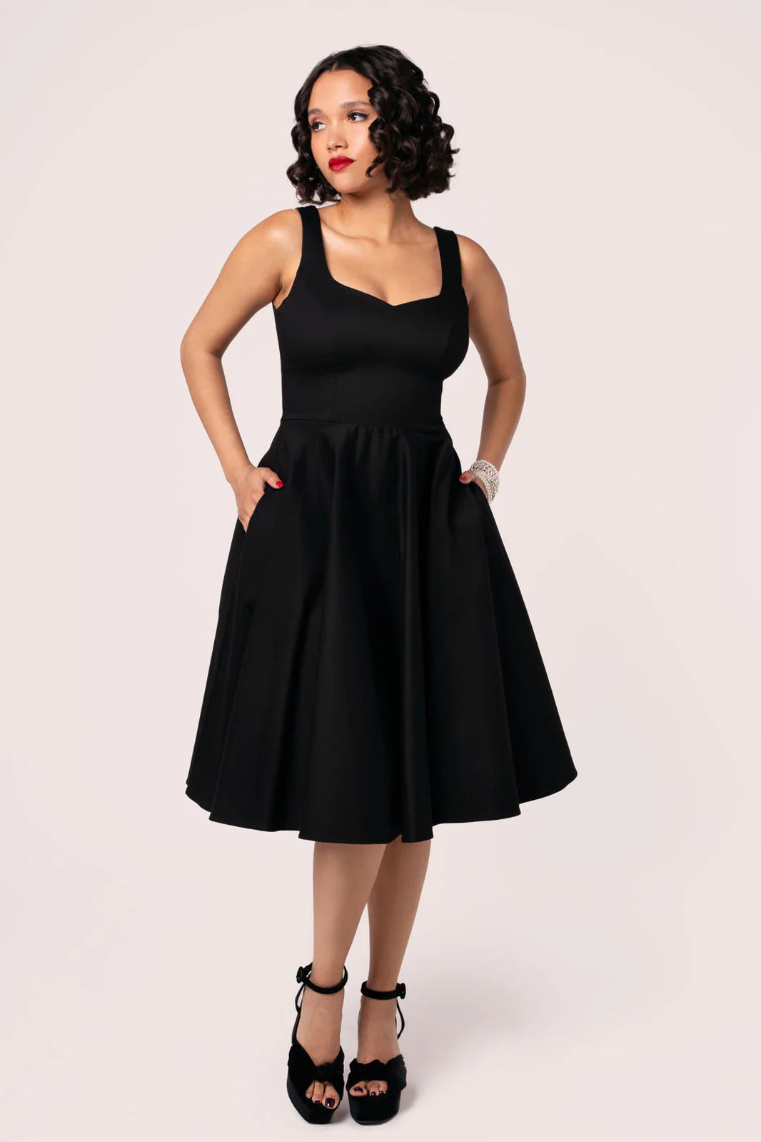 Hell Bunny Heidi Dress In Black