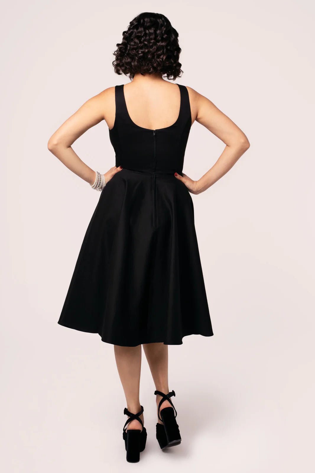 Hell Bunny Heidi Dress In Black