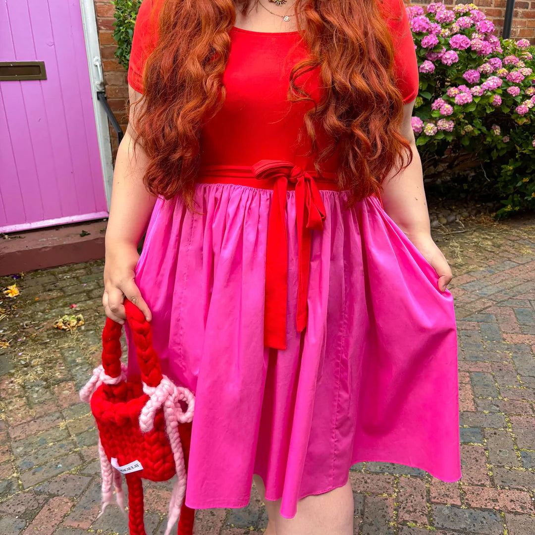 Snag Poplin Tee Dress In Sangria/Pink Lady