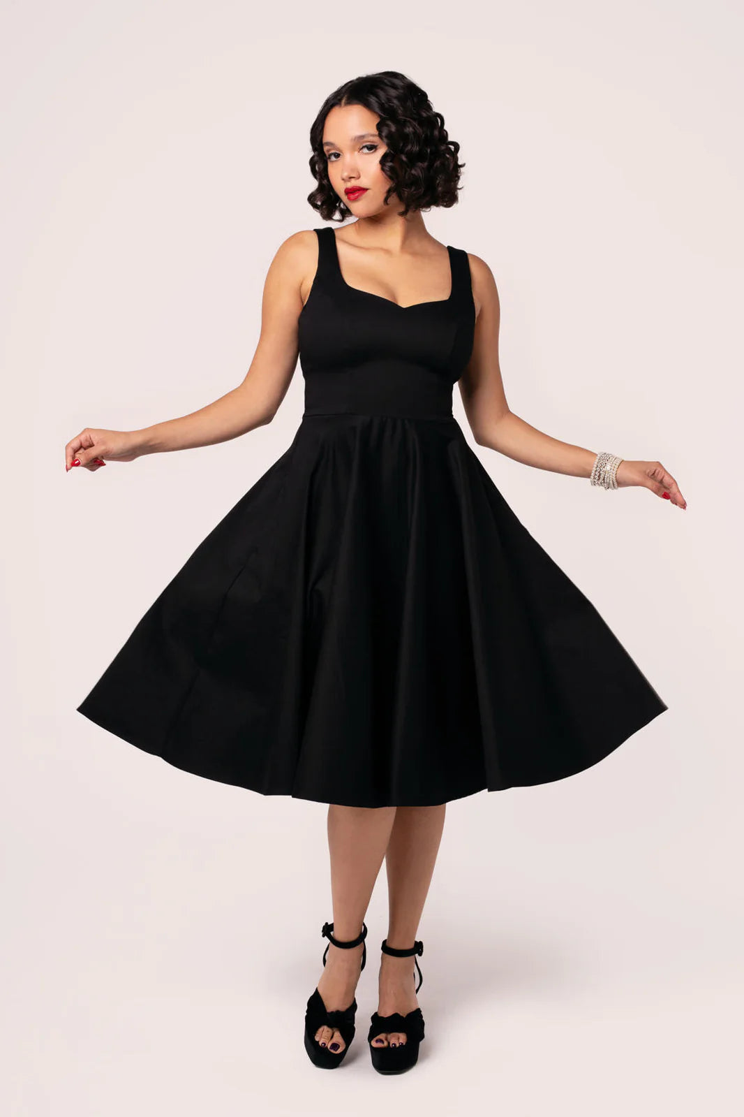 Hell Bunny Heidi Dress In Black