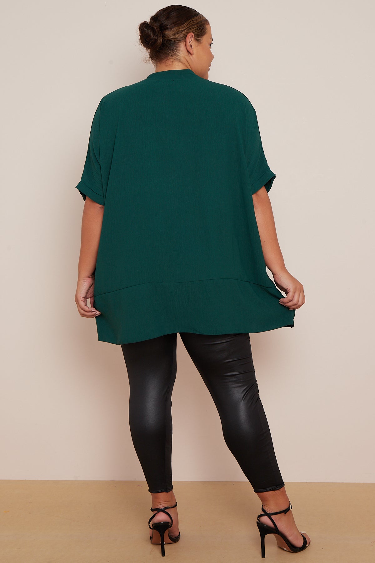 V Neck Frill Hem Top with Pockets