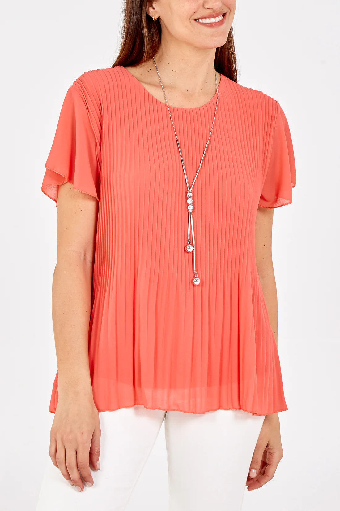 Short Sleeve Pleated Top with Necklace