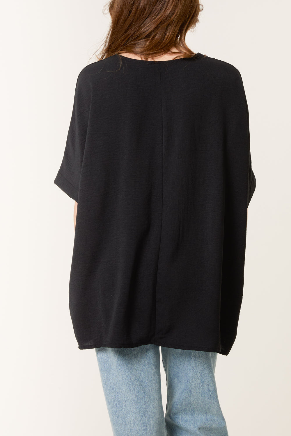 Batwing Short Sleeve Top With Necklace