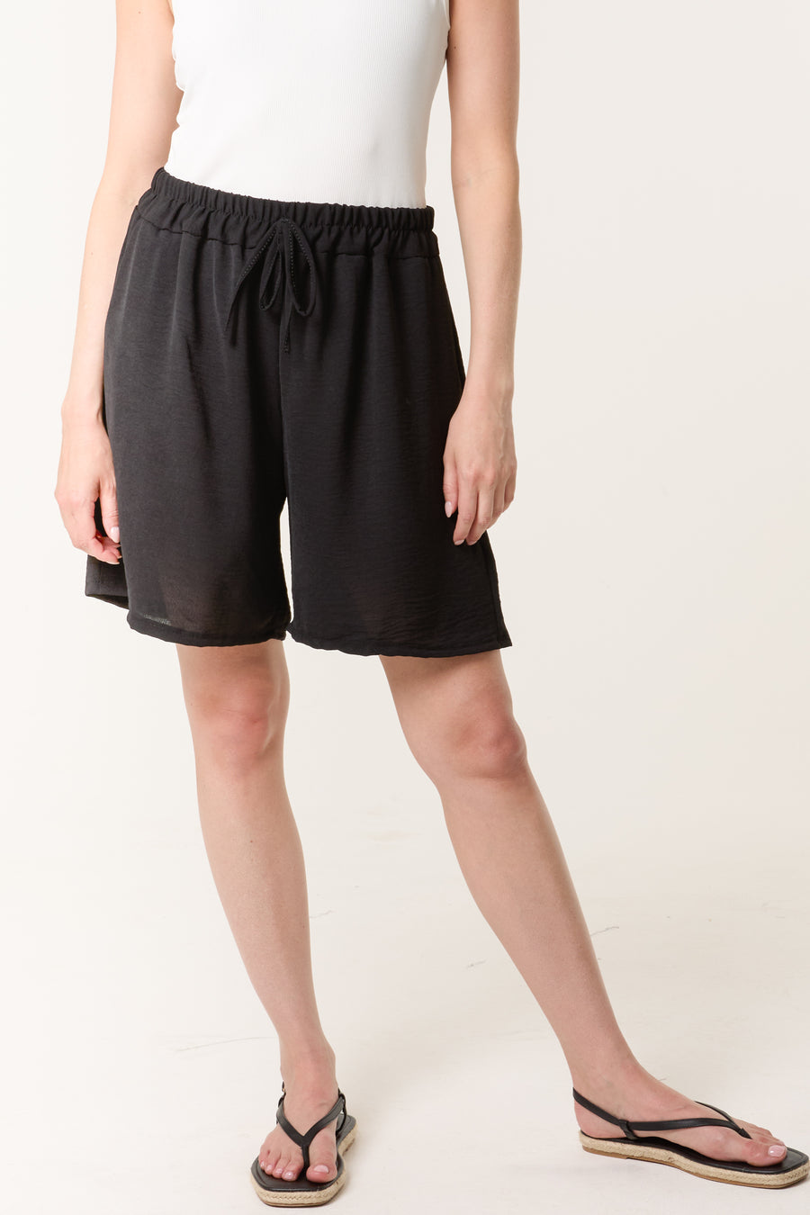 Relaxed Fit Bermuda Shorts With Pockets