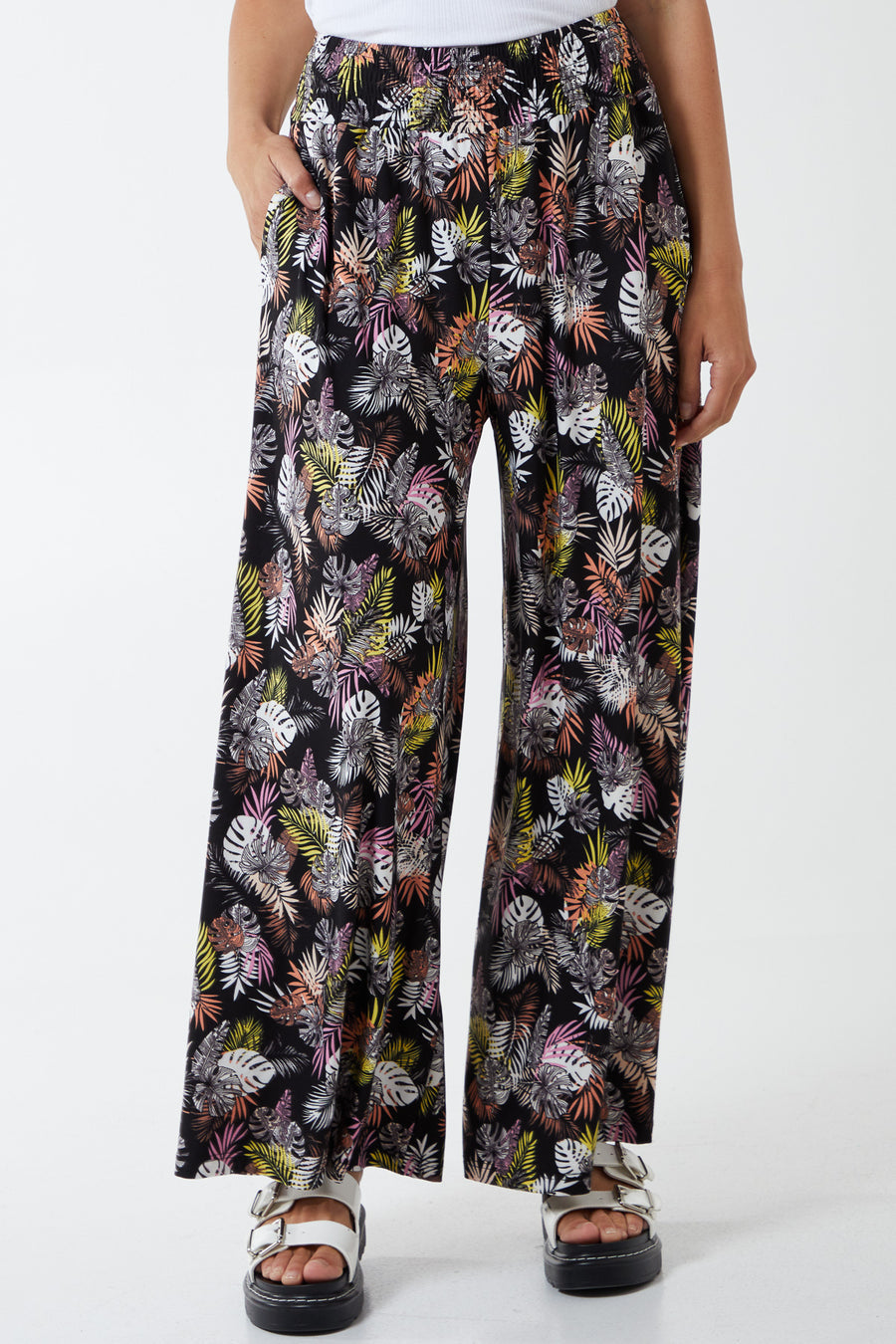 Wide Leg Leaf Print Trousers