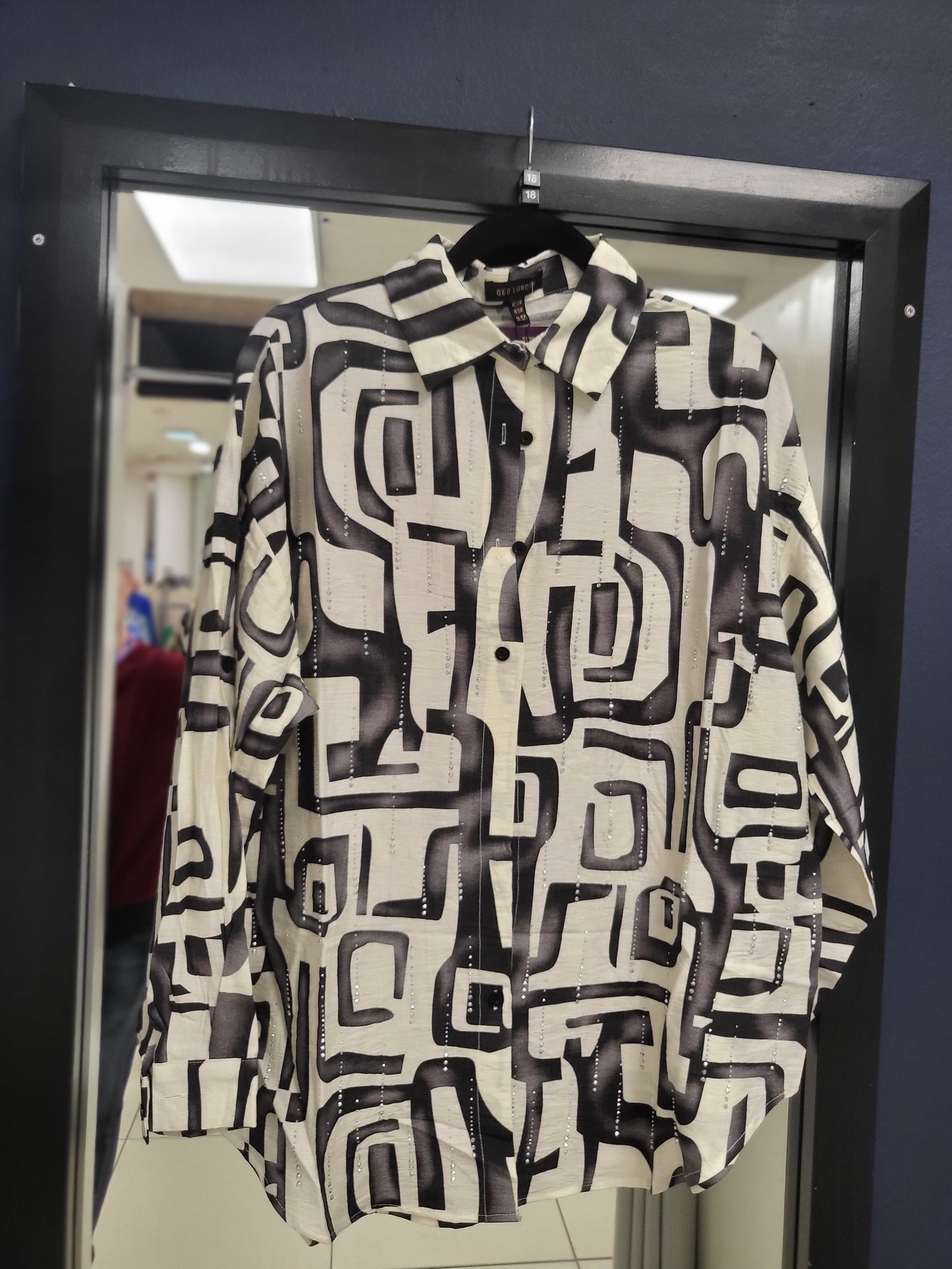 Geometric Print Long Sleeved Shirt