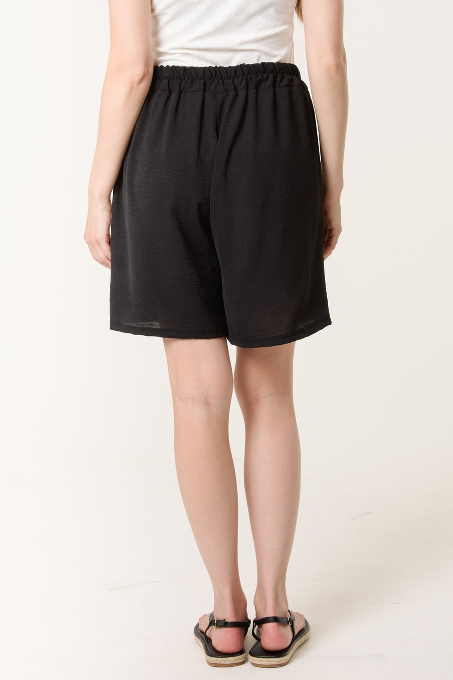 Relaxed Fit Bermuda Shorts With Pockets