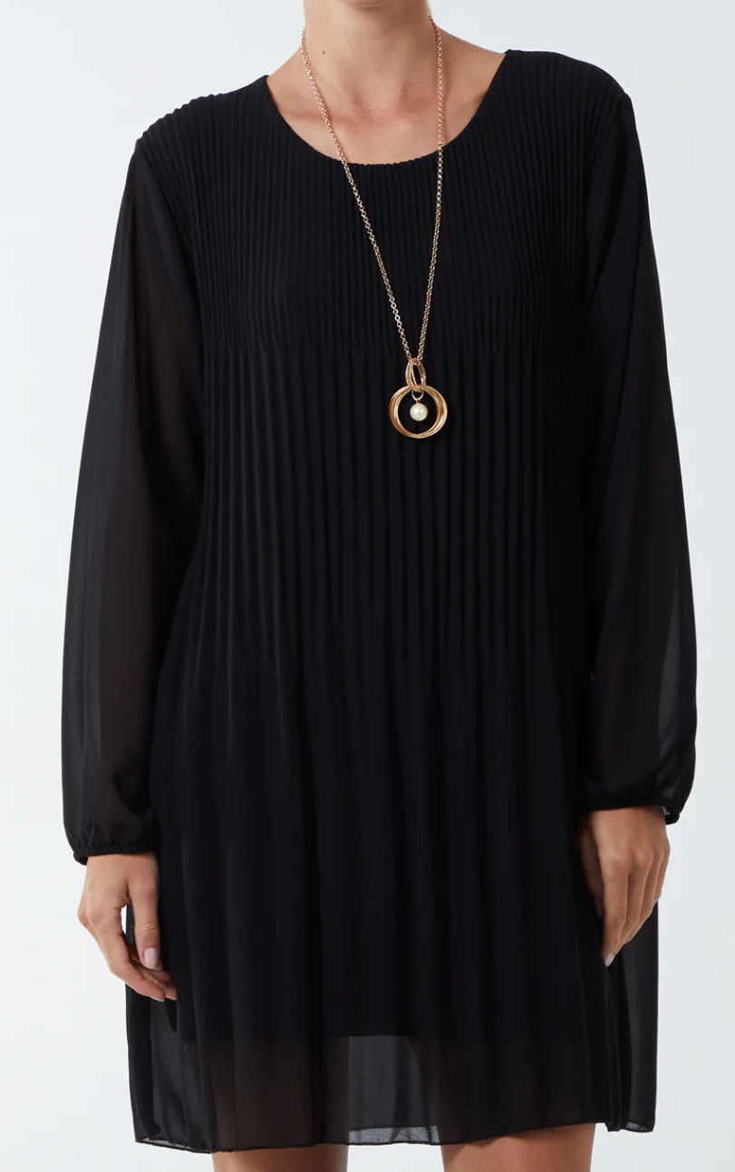 Long Pleat Dress with Necklace