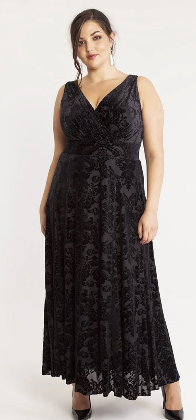 Scarlett & Jo Greta Garbo Sleeveless Maxi Dress