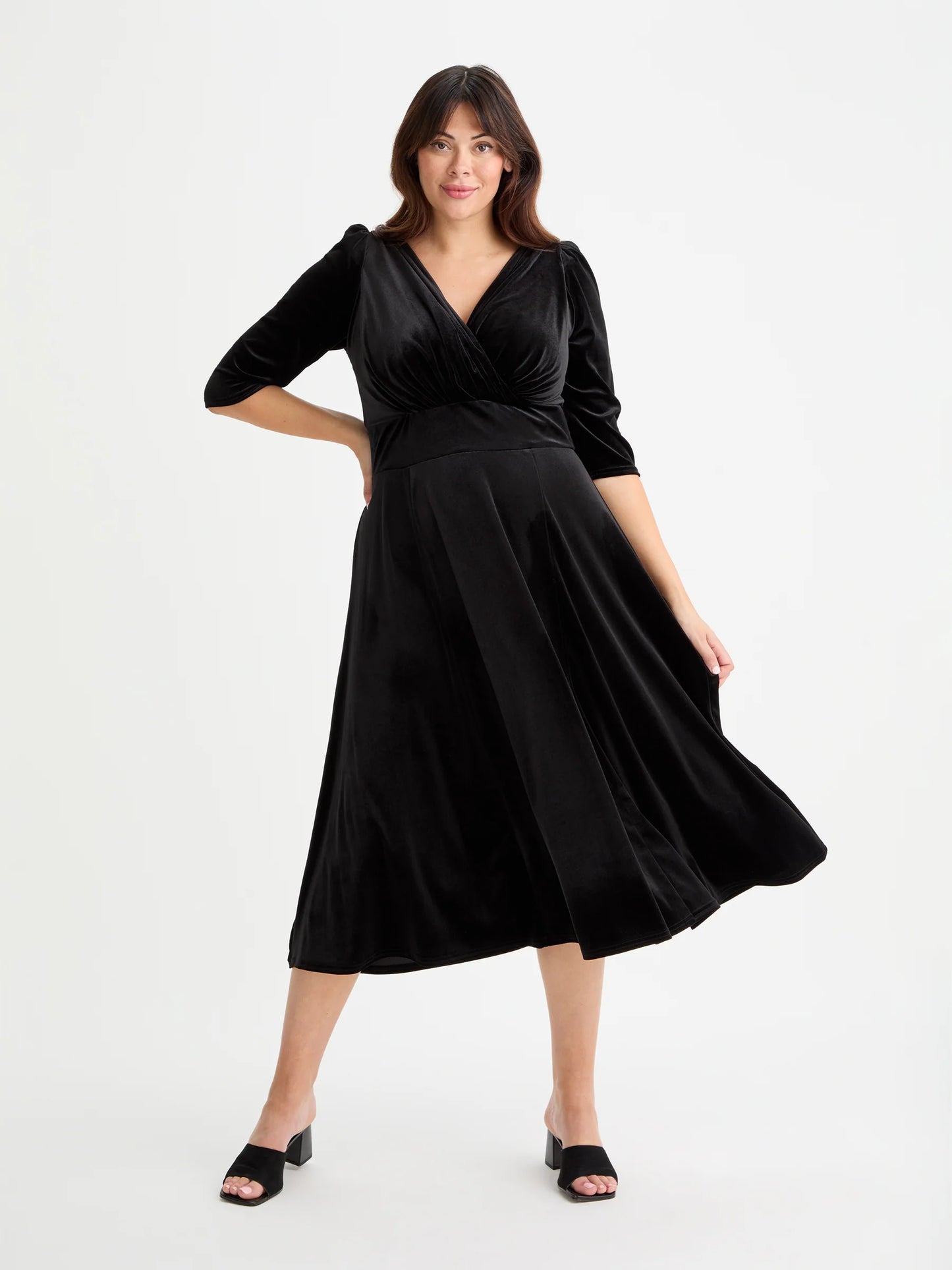 Scarlett & Jo Helena Black Velvet Midi Dress