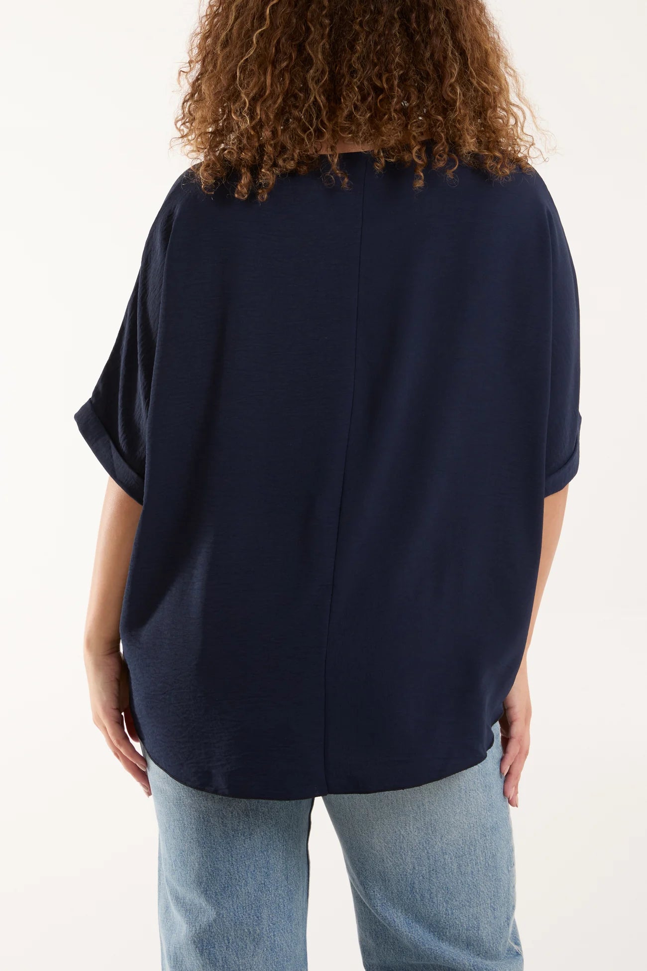 Short Sleeve Top With Necklace