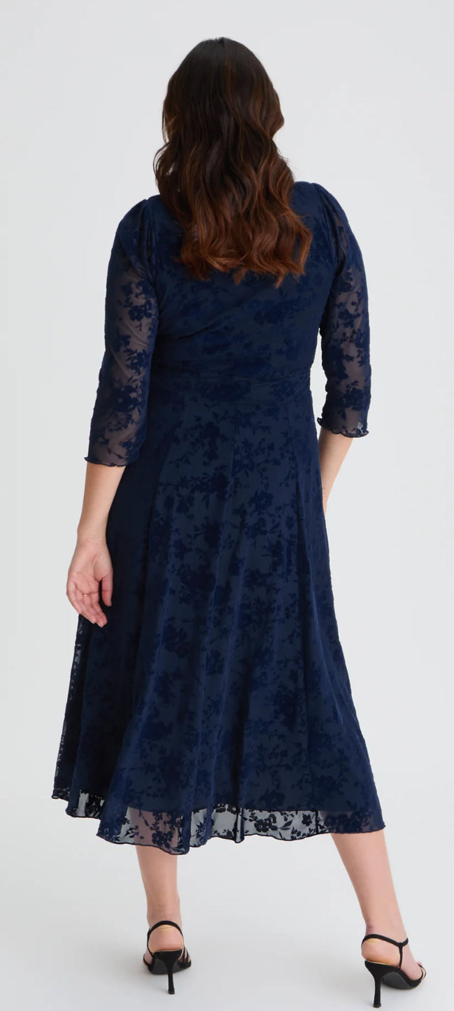 Scarlett & Jo Katherine Petite Midi Dress