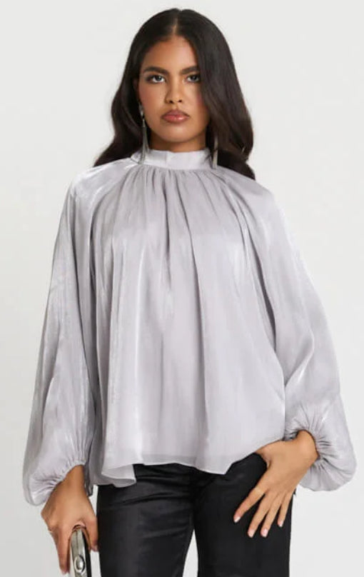 Needs No Label Blouson Sleeve Blouse