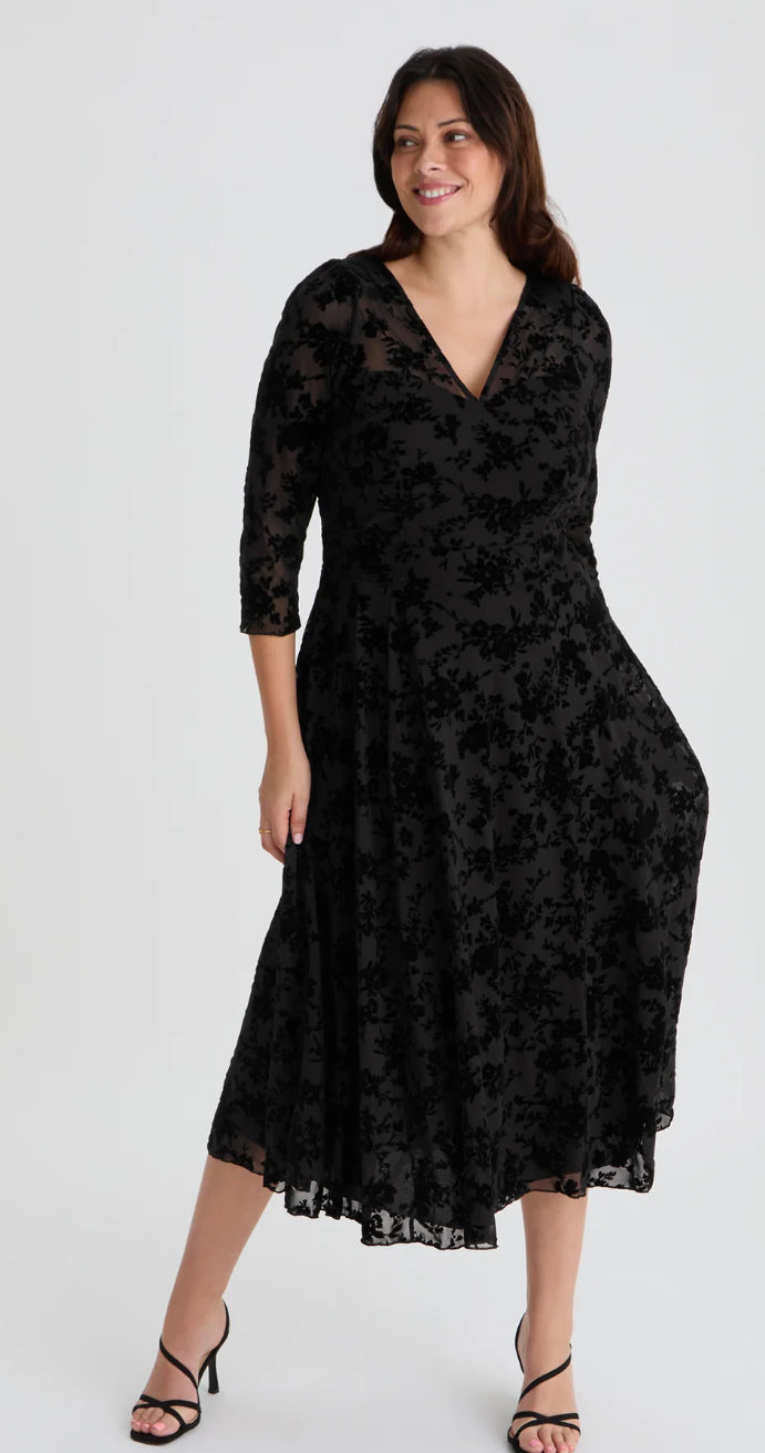 Scarlett & Jo Katherine 3/4 Sleeve Long Midi Dress