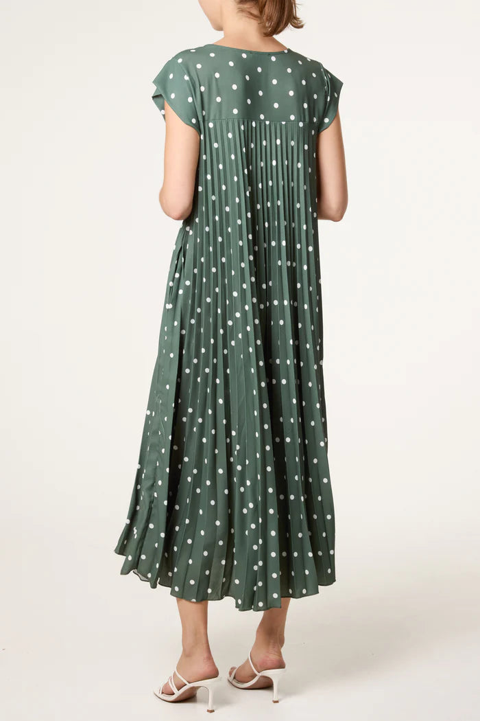 Polka Dot Cap Sleeve Pleated Dress