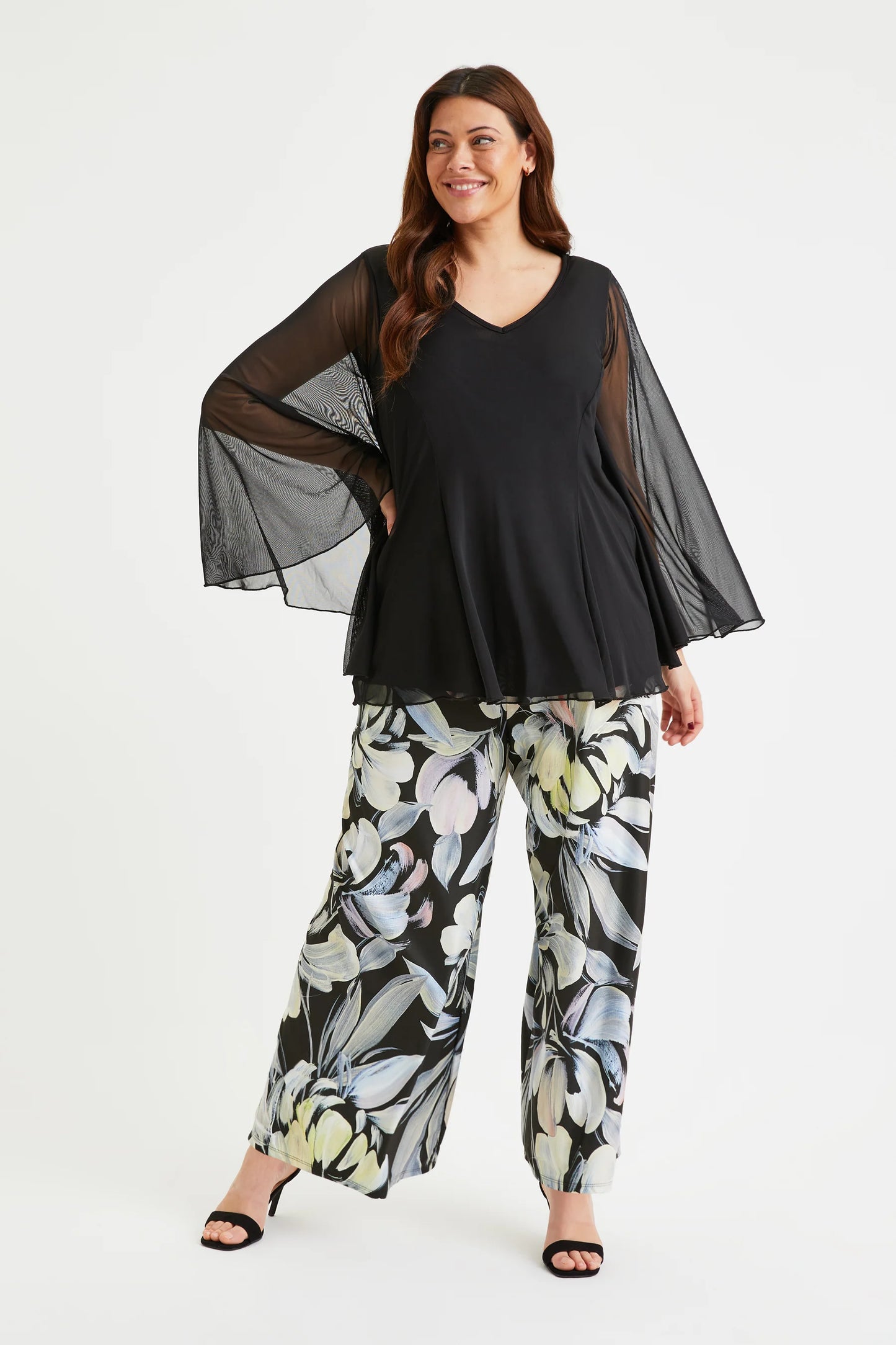 Scarlett & Jo Black Kimono Bat Wing Tunic