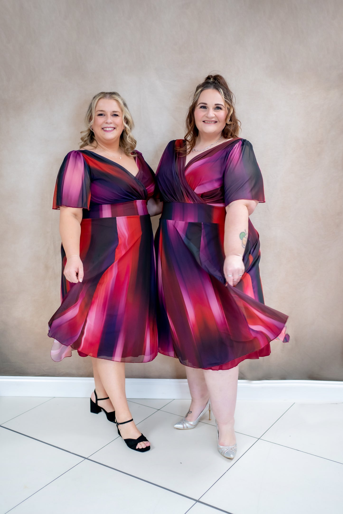 Scarlett & Jo Petite Victoria Mulberry Ombre Midi Dress