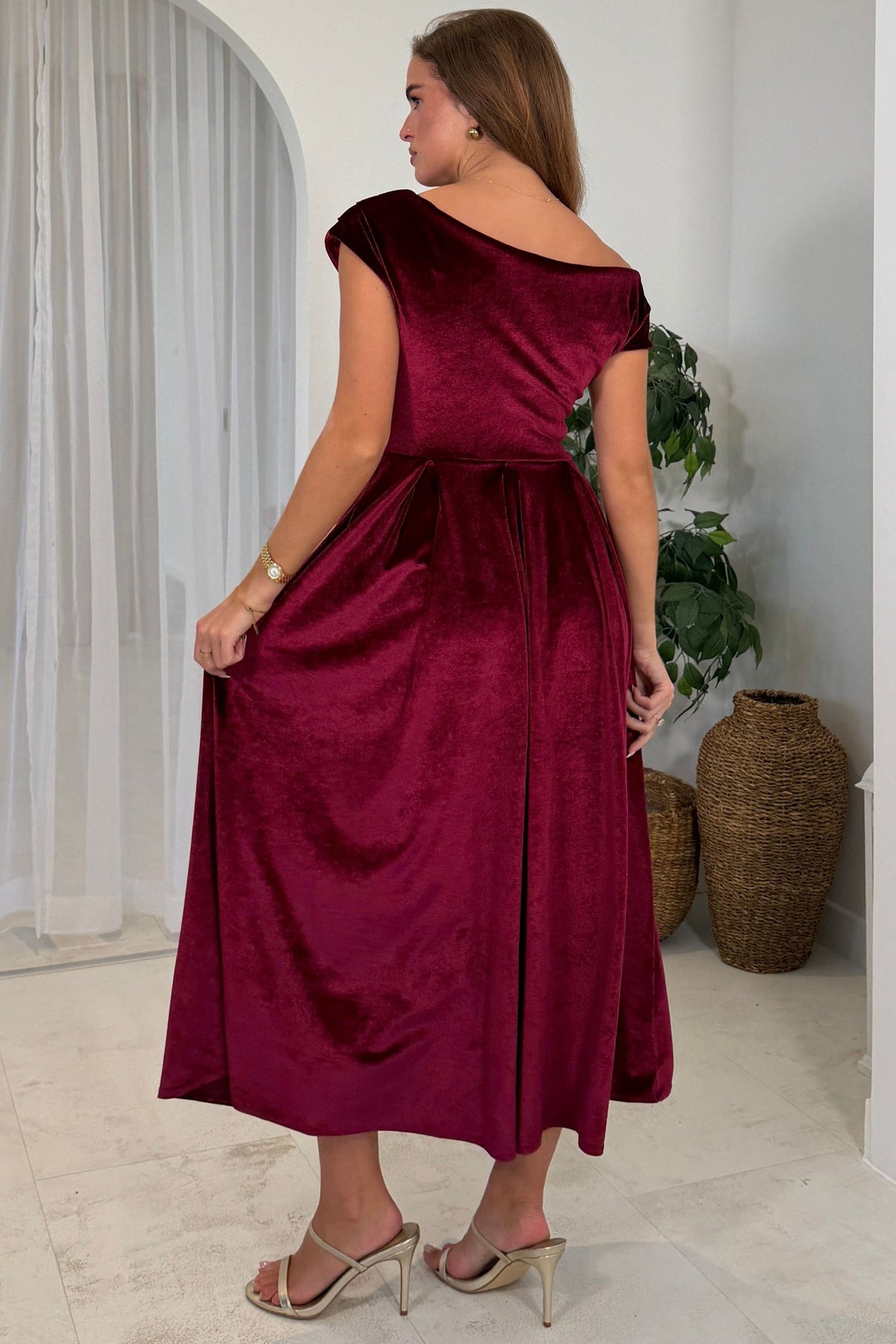 Girl in Mind Betty Asymmetric Neckline Skater Berry Velvet Dress