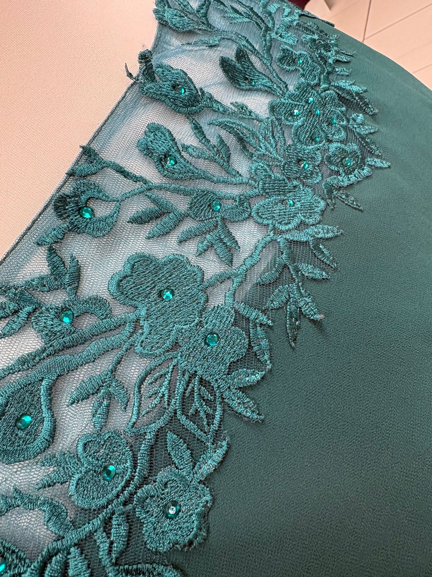 Gino Cerruti Green Embroidered MOB Dress