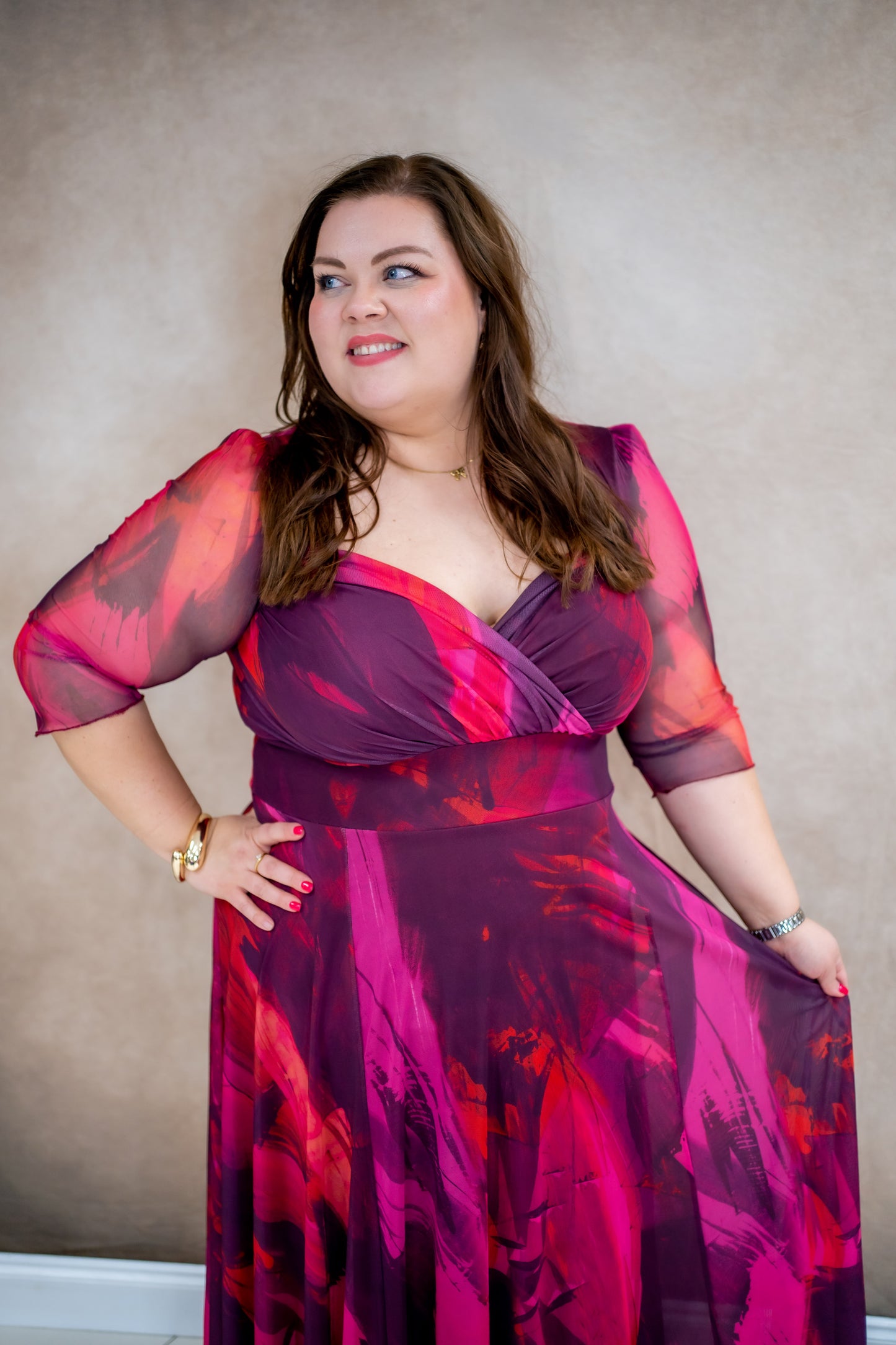Scarlett & Jo Elizabeth Wine Abstract Maxi Dress