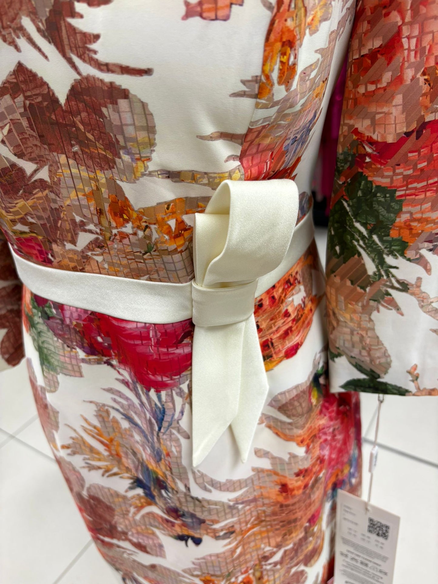 Gino Cerruti Cream & Red Print MOB Dress