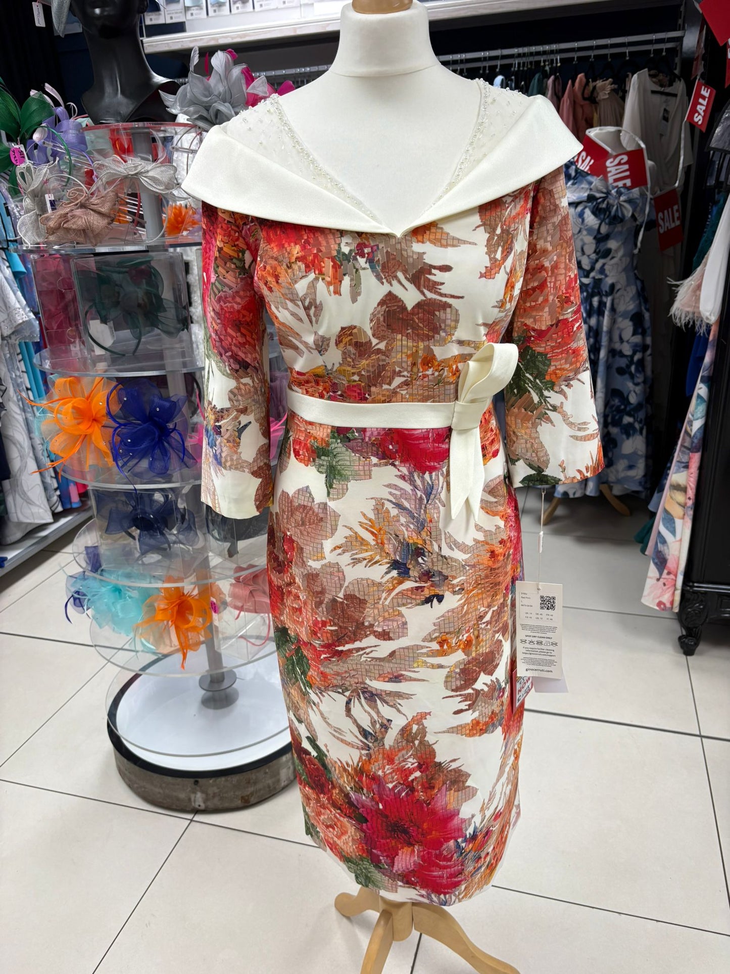 Gino Cerruti Cream & Red Print MOB Dress