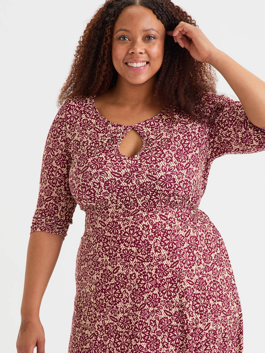 Scarlett & Jo Keyhole Wine Cream Midi Dress