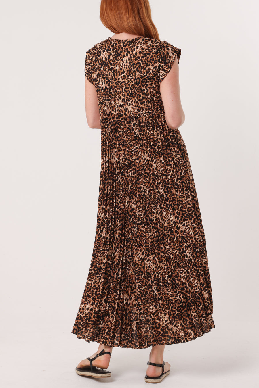 Cap Sleeve Leopard Print Pleat Maxi Dress