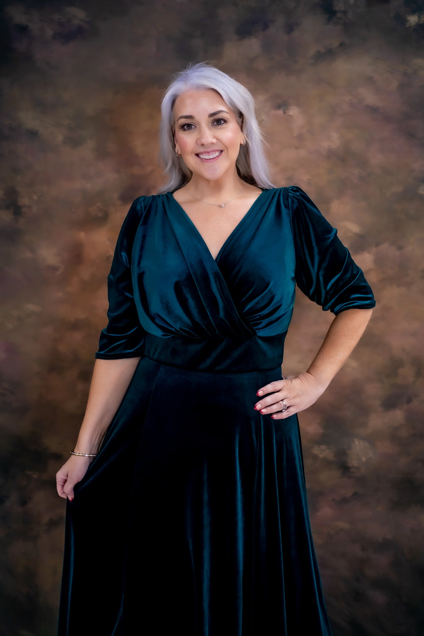 Scarlett & Jo Helena Green Velvet Midi Dress