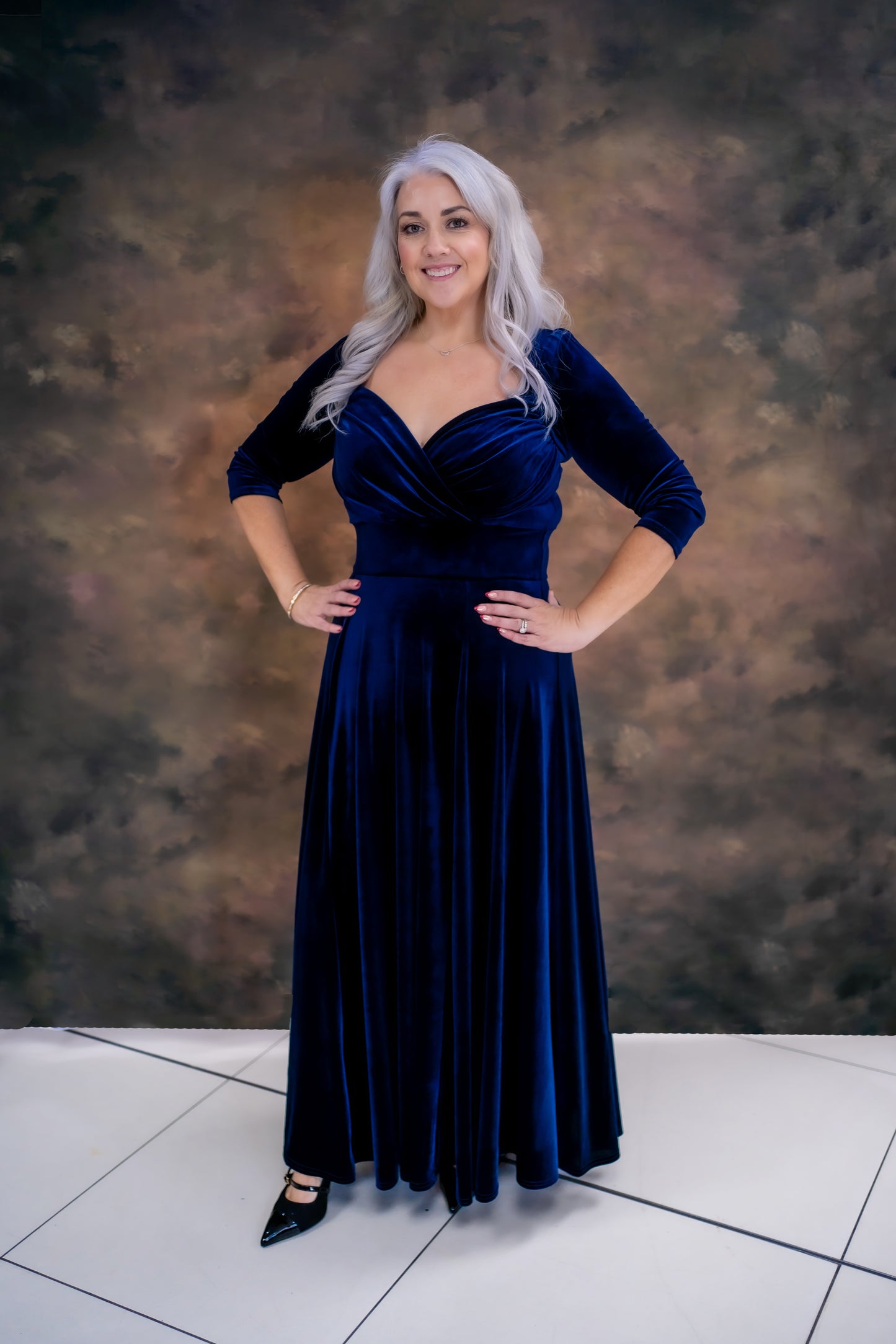 Scarlett & Jo Elizabeth Dark Navy Velvet Maxi Dress